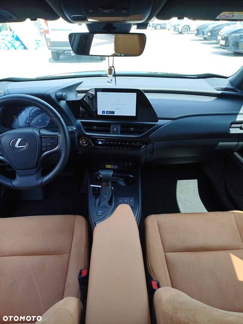 Lexus UX 250h GPF Business 2WD - 12