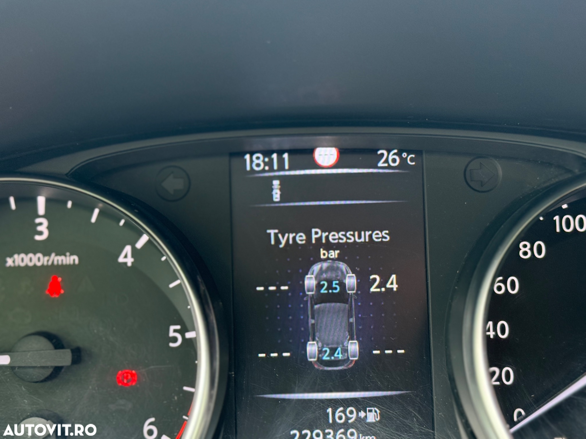 Nissan Qashqai 1.5 DCI Start/Stop Tekna - 27