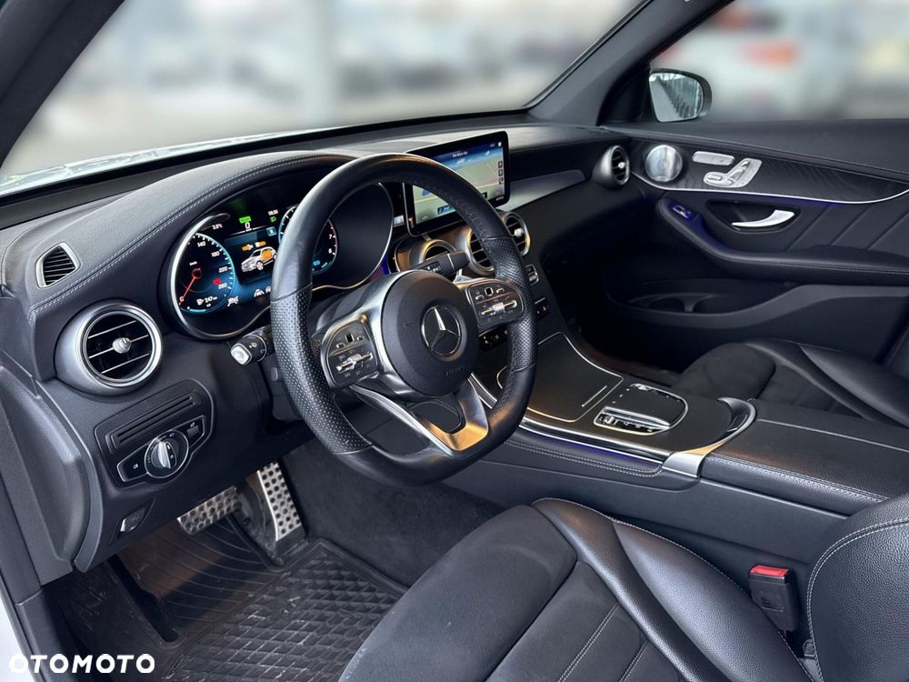 Mercedes-Benz GLC - 10