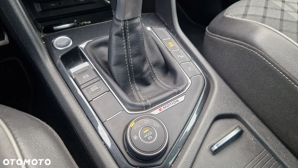 Volkswagen Tiguan - 25