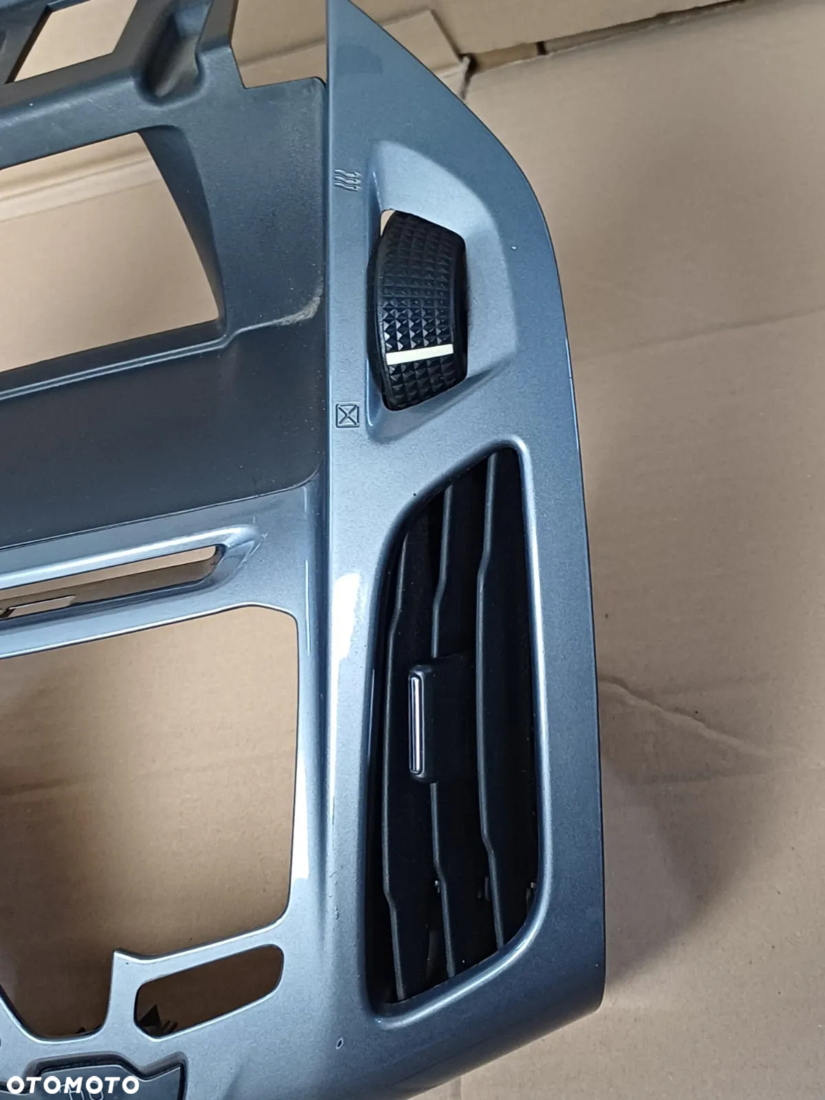 FORD TOURNEO CONNECT II MK2 Ramka panel konsola kratki nawiewu - 3