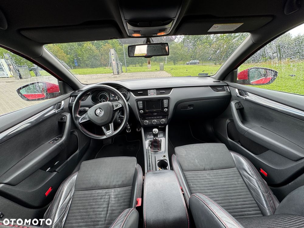 Skoda Octavia 2.0 TDI RS - 16
