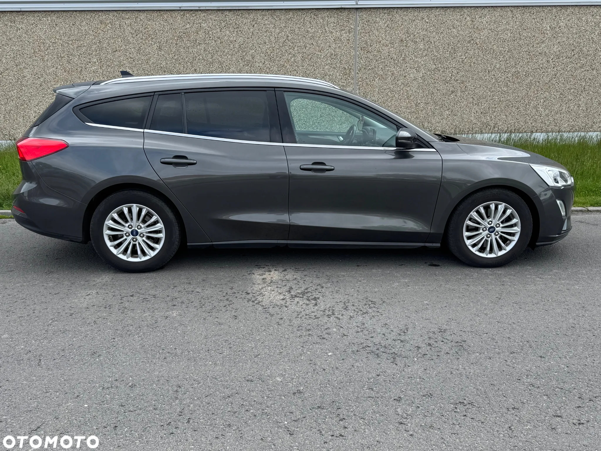 Ford Focus 1.5 EcoBlue Start-Stopp-System TITANIUM DESIGN - 4