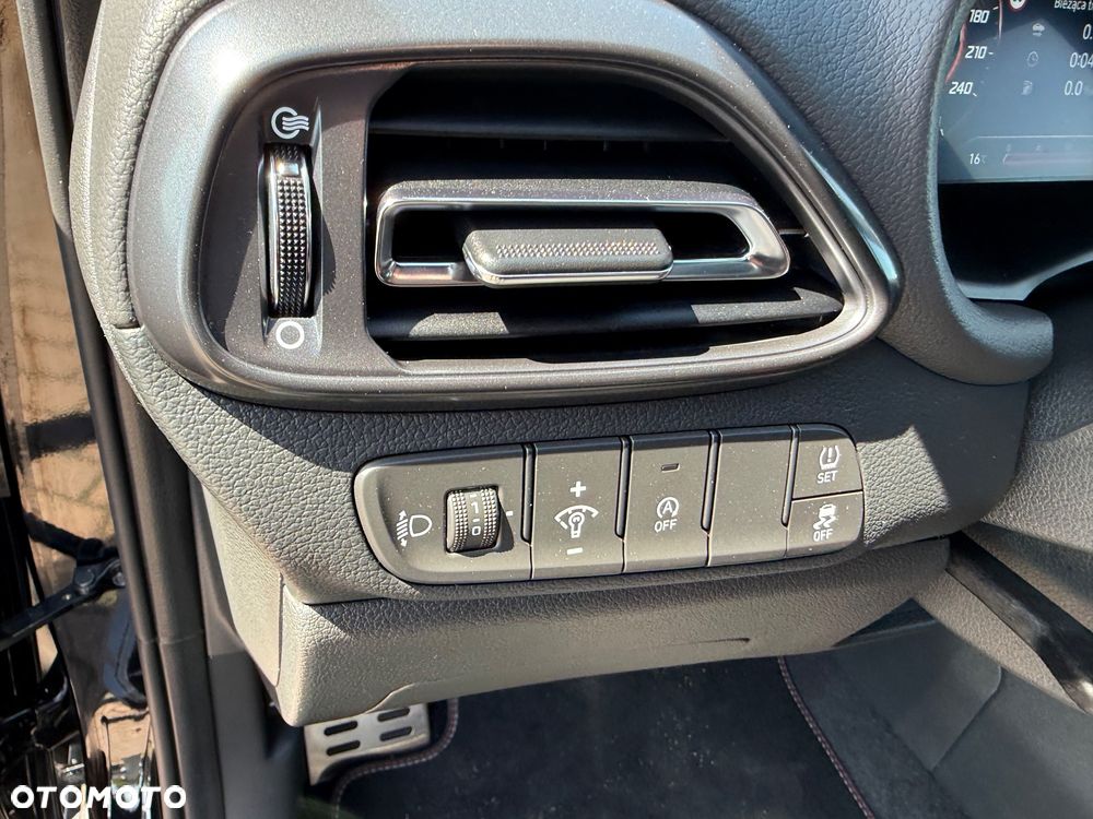 Hyundai i30 1.5 T-GDI 48V-Hybrid DCT N Line - 18