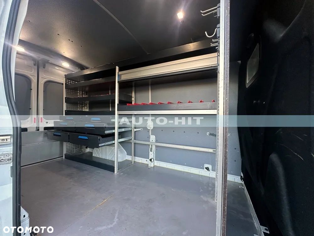 Ford Transit - 22