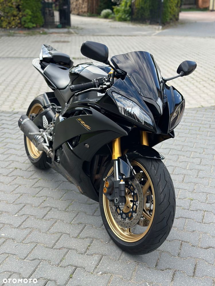 Yamaha R6 - 1
