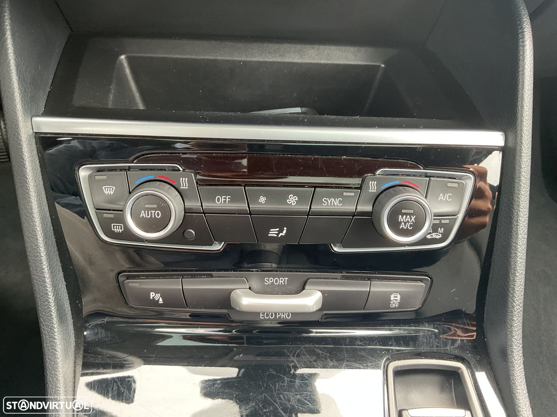 BMW 216 Active Tourer d Advantage - 29