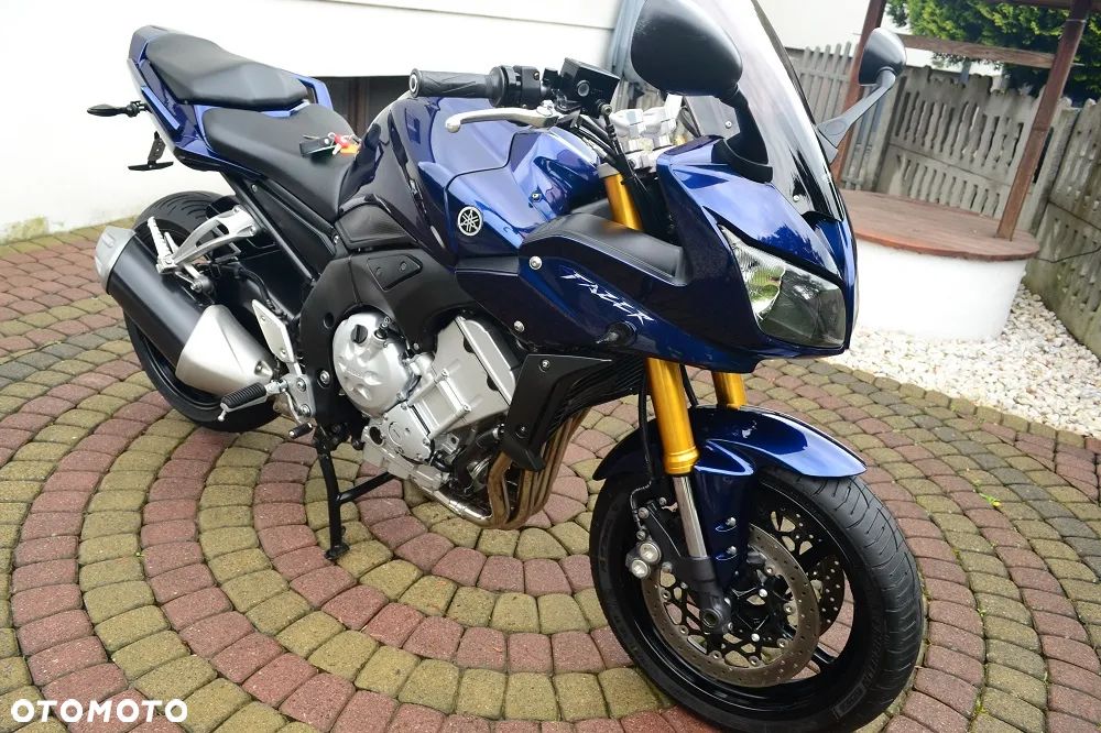 Yamaha FZ - 2