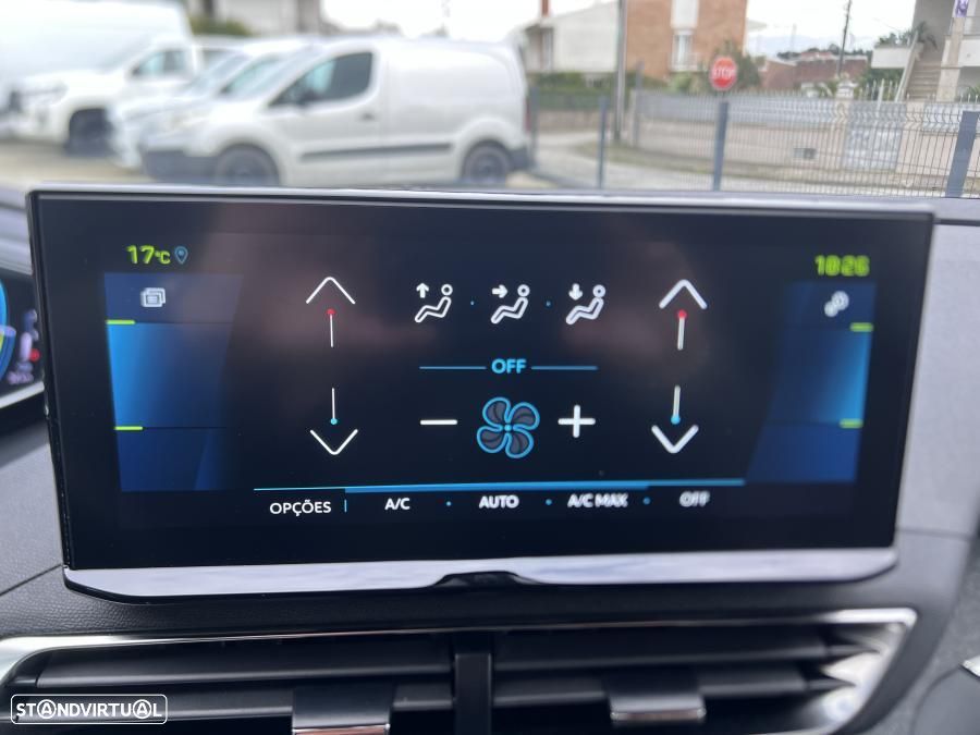 Peugeot 3008 1.6 Hybrid Allure Pack e-EAT8 - 37