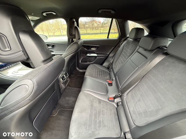 Mercedes-Benz GLC - 9