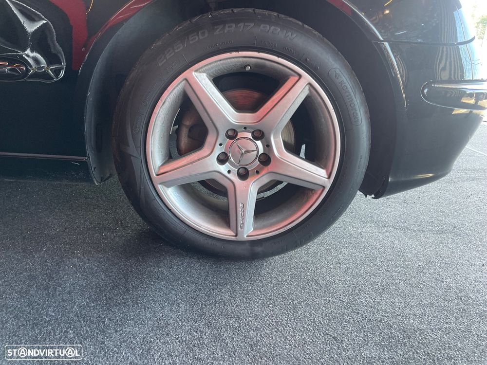 Mercedes-Benz E 220 CDi Elegance Aut. - 12