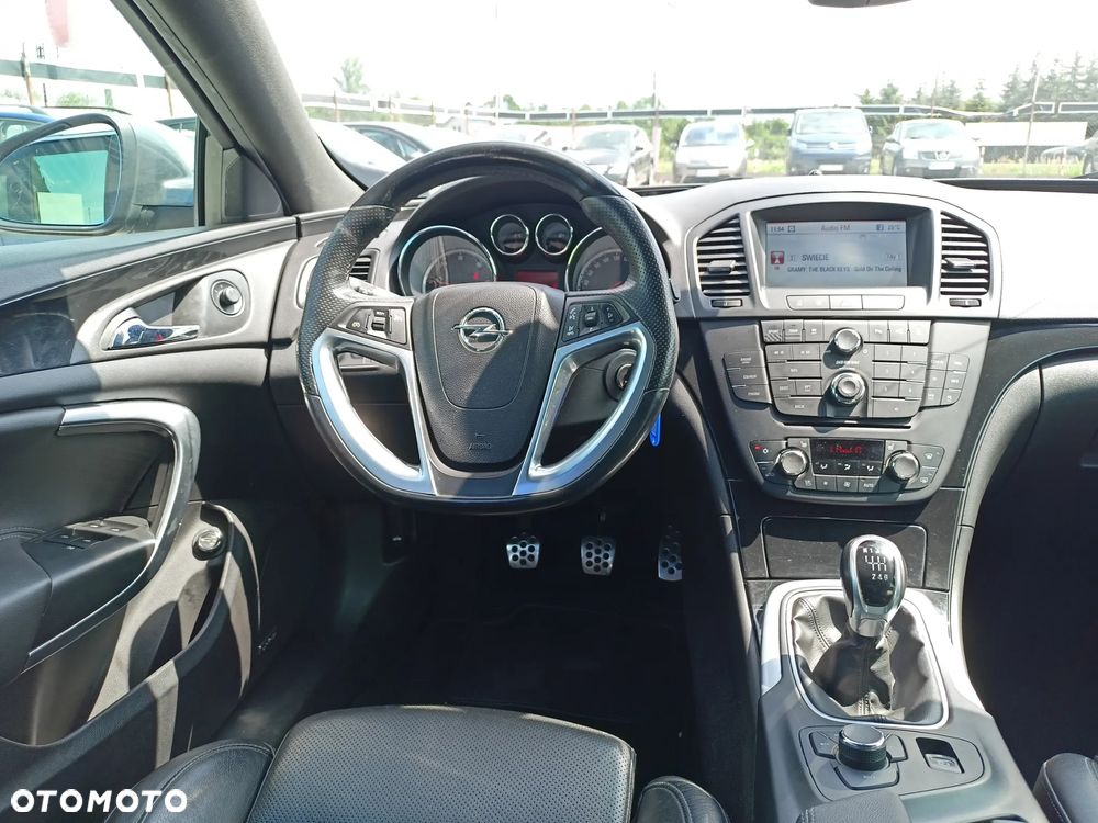 Opel Insignia - 12