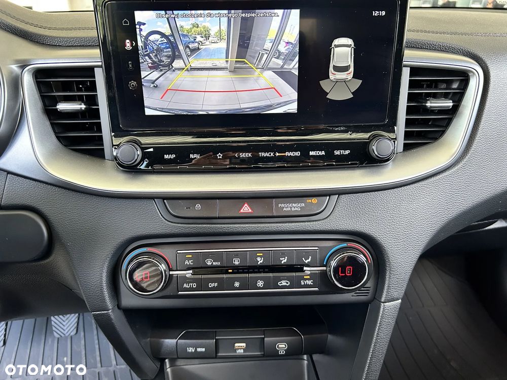 Kia XCeed 1.5 T-GDI M - 8