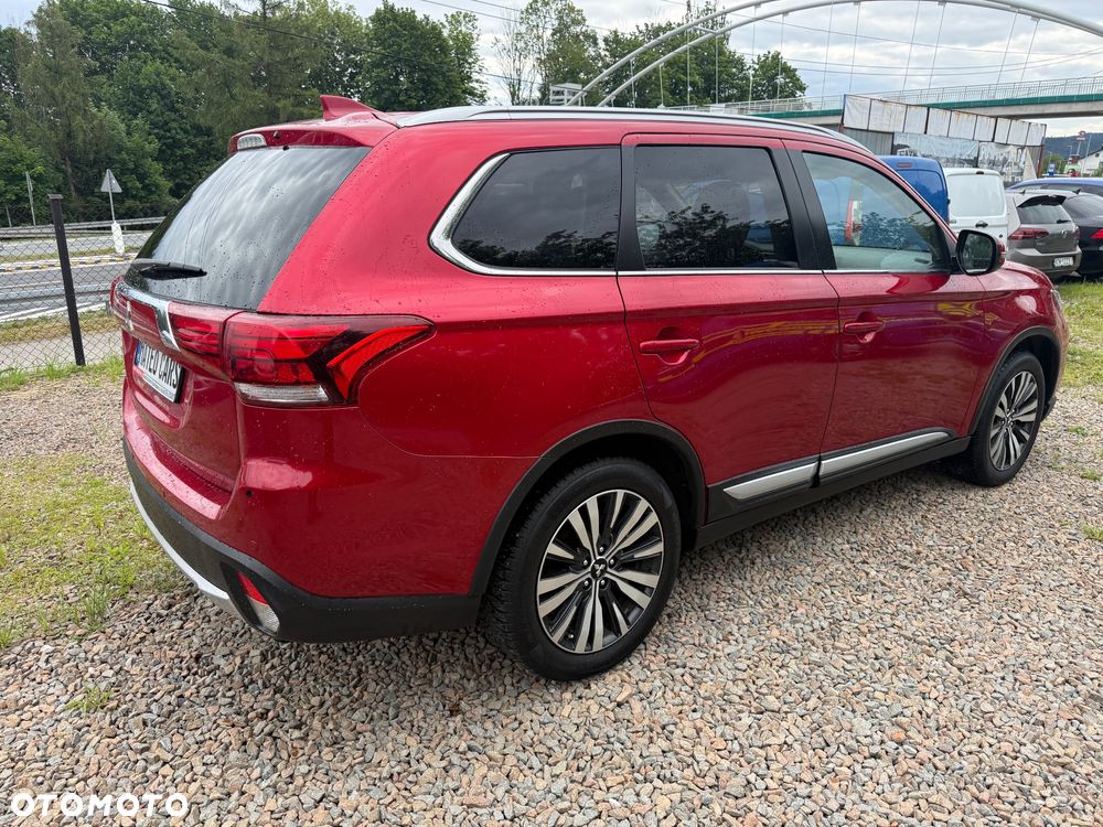 Mitsubishi Outlander 2.0 Intense + Navi 4WD CVT - 16