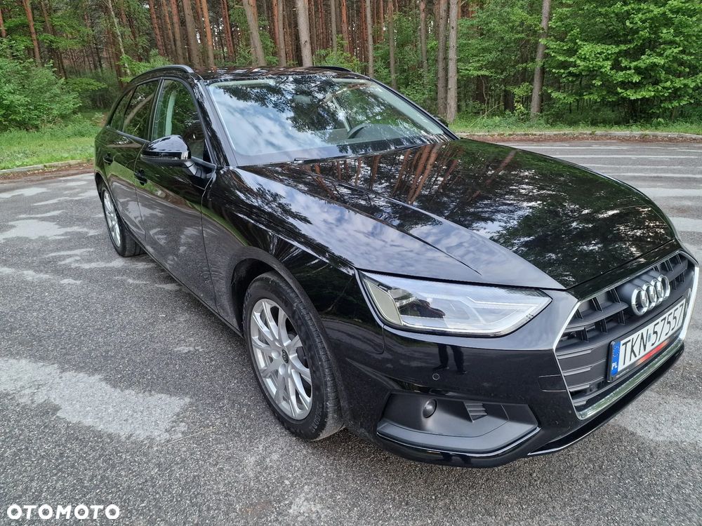 Audi A4 - 1