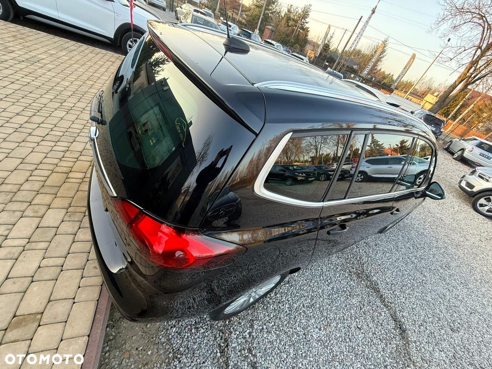Opel Zafira 1.4 Turbo Business Edition - 17