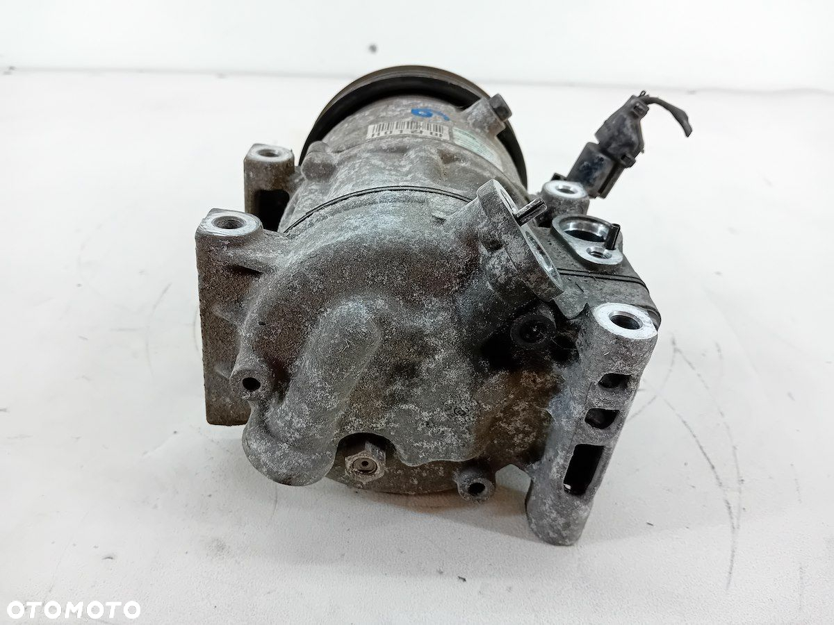 POMPA, SPRĘŻARKA KLIMATYZACJI HYUNDAI I30 I F500-AN6AA05 1.4 CVVT - 3