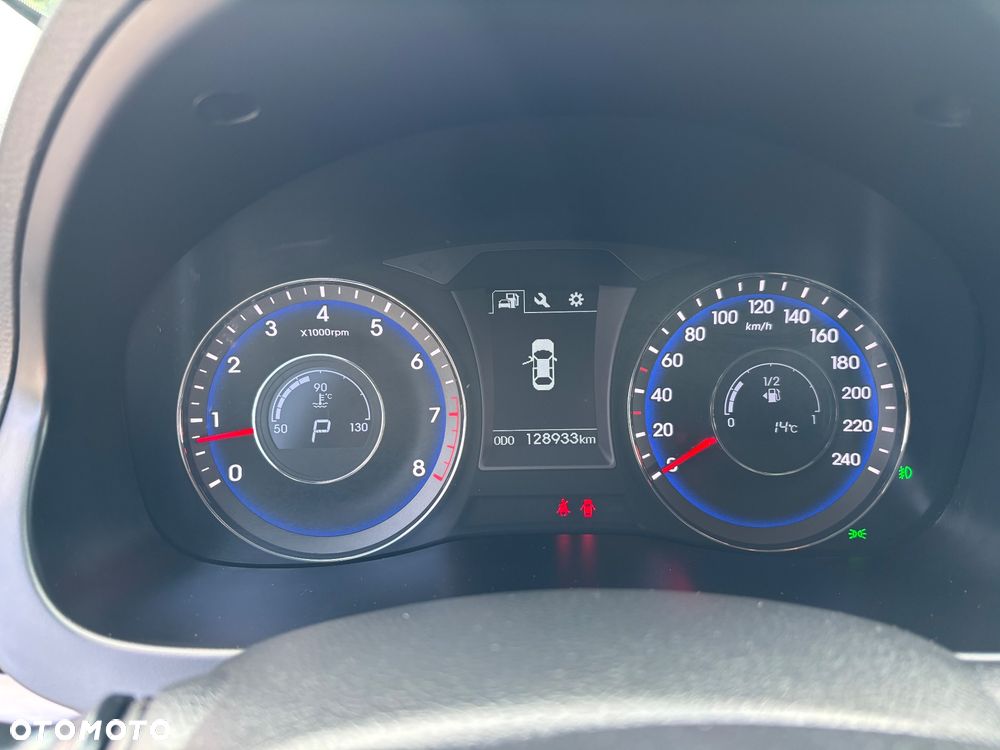Hyundai i40 Kombi 2.0 Automatik Family+ - 33