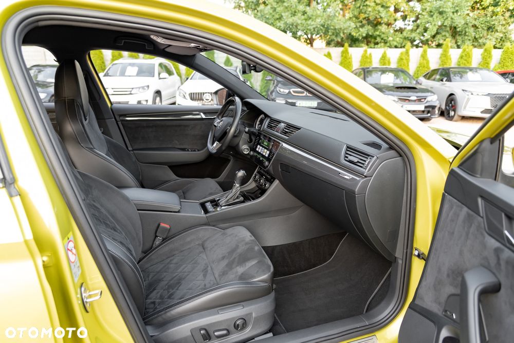 Skoda Superb 2.0 TSI DSG SportLine - 21