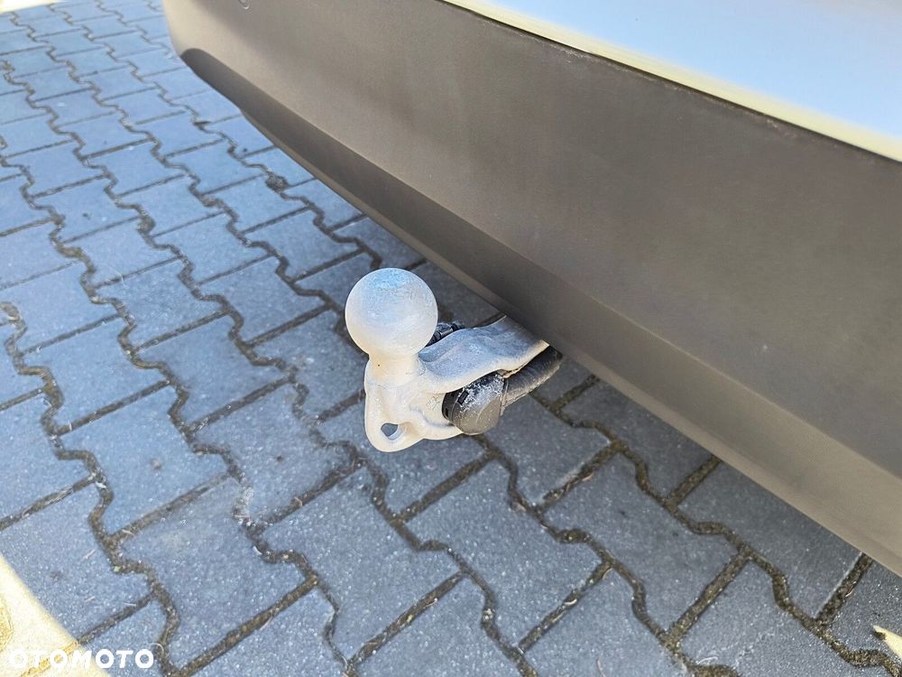 Volkswagen Tiguan - 11