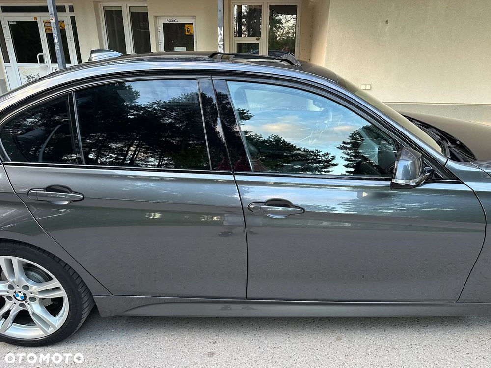 BMW Seria 3 325d M Sport - 20