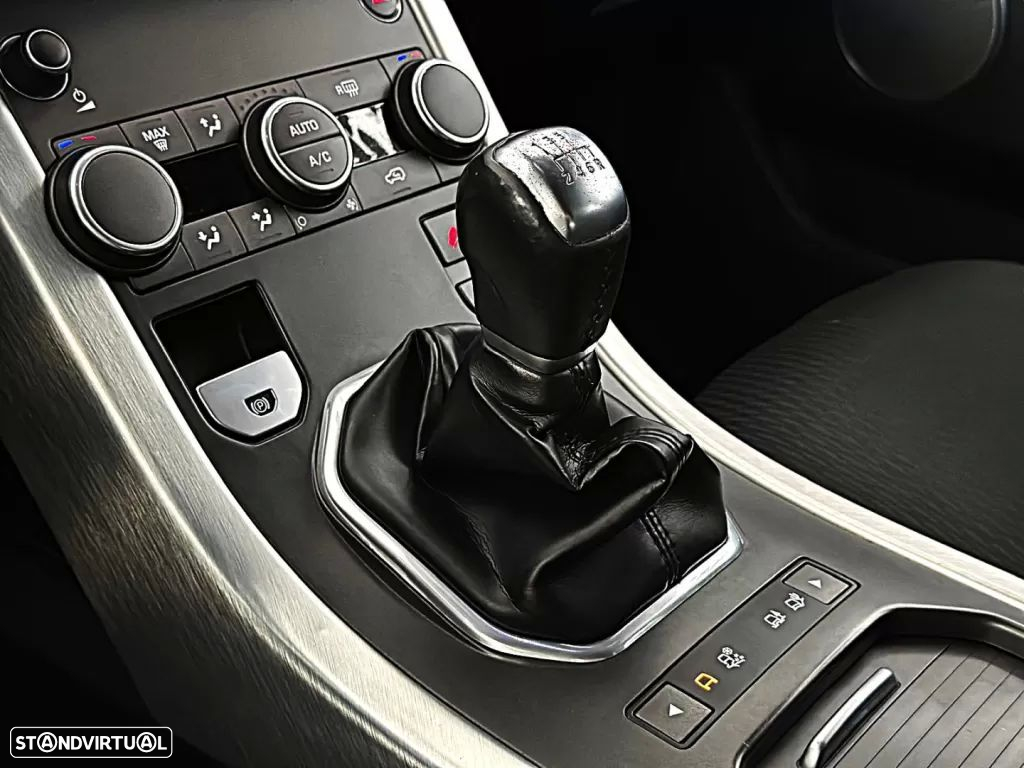 Land Rover Range Rover Evoque 2.0 eD4 SE Dynamic - 41