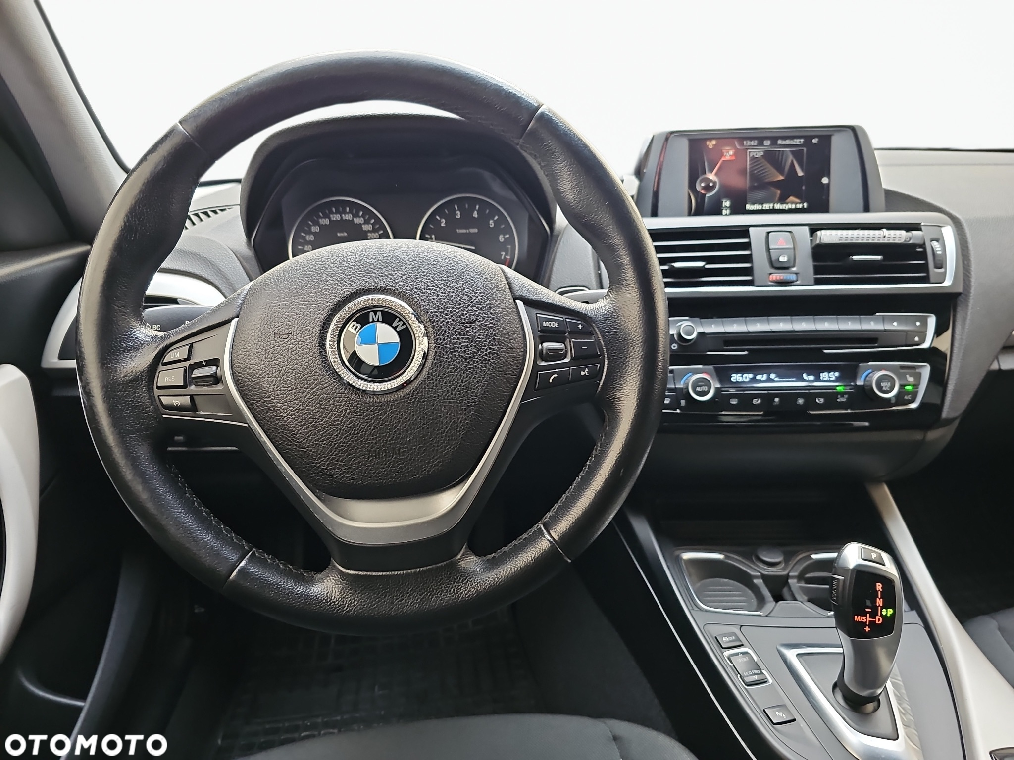 BMW Seria 1 118i - 12