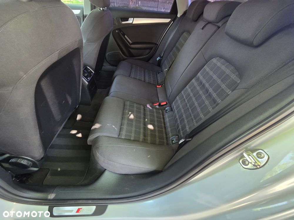 Audi A4 Avant 2.0 TDI e DPF S line Sportpaket - 23