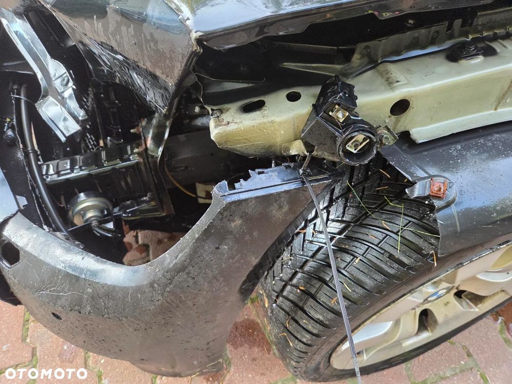 BMW Seria 3 325d DPF Cabrio - 17