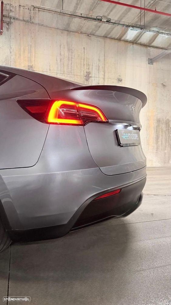 Tesla Model Y Performance Tração Integral - 20