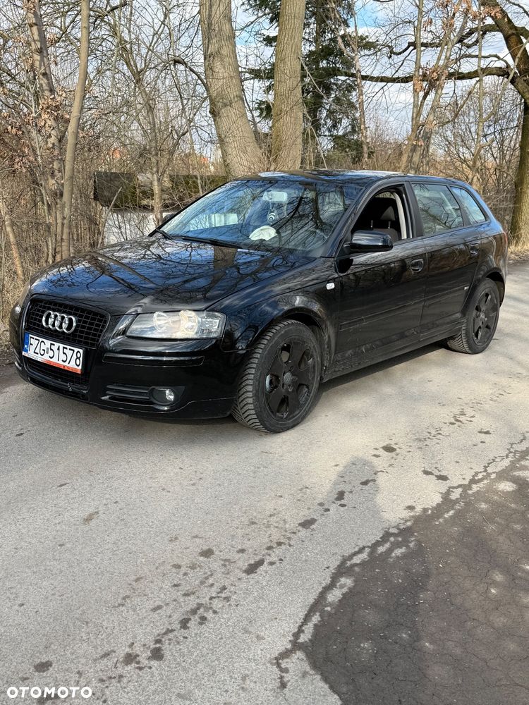 Audi A3 Sportback - 4