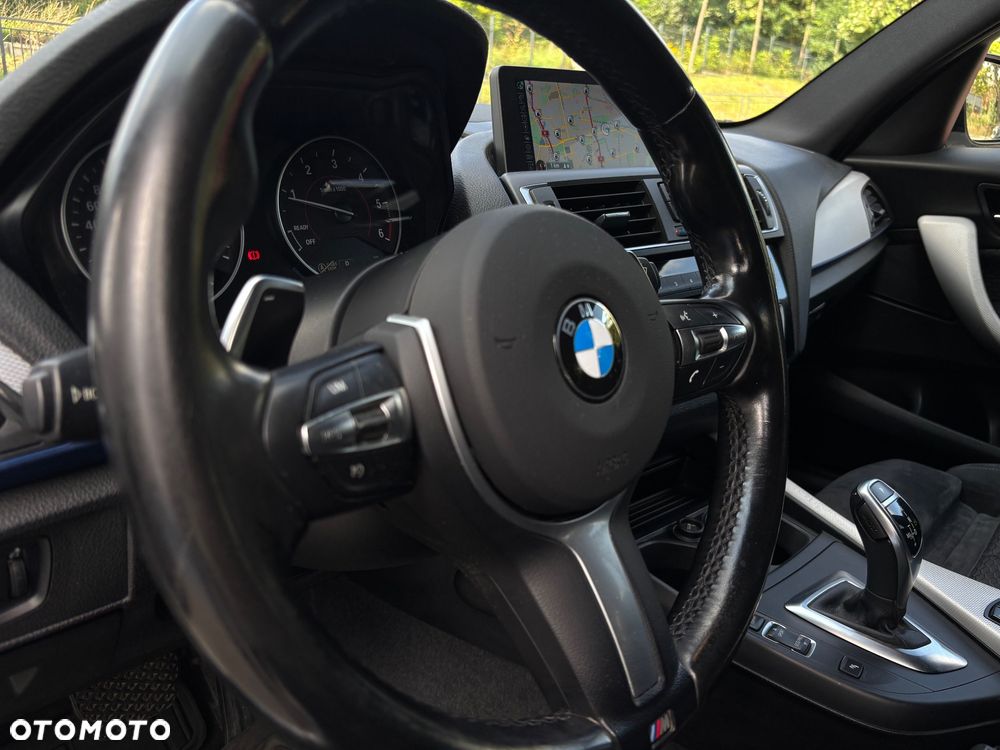 BMW Seria 1 120d xDrive M Sport Shadow sport - 26