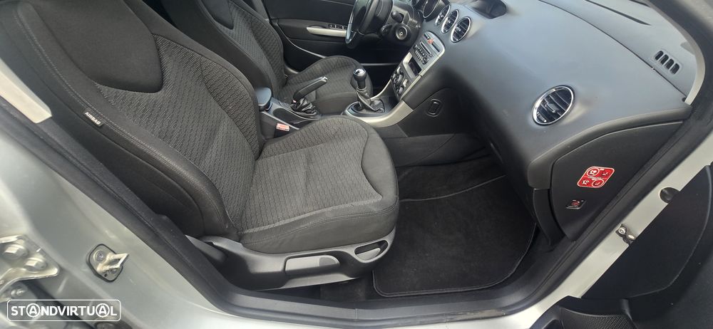 Peugeot 308 SW 1.6 HDi Premium - 15
