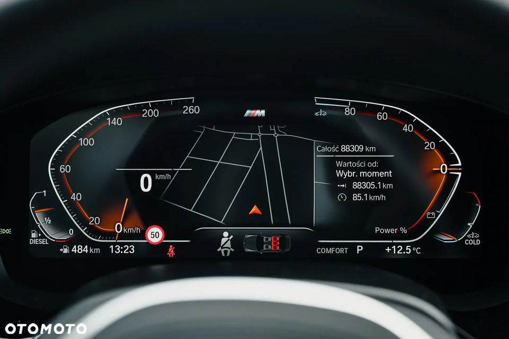 BMW Seria 5 520d xDrive Touring M Sport Edition - 24