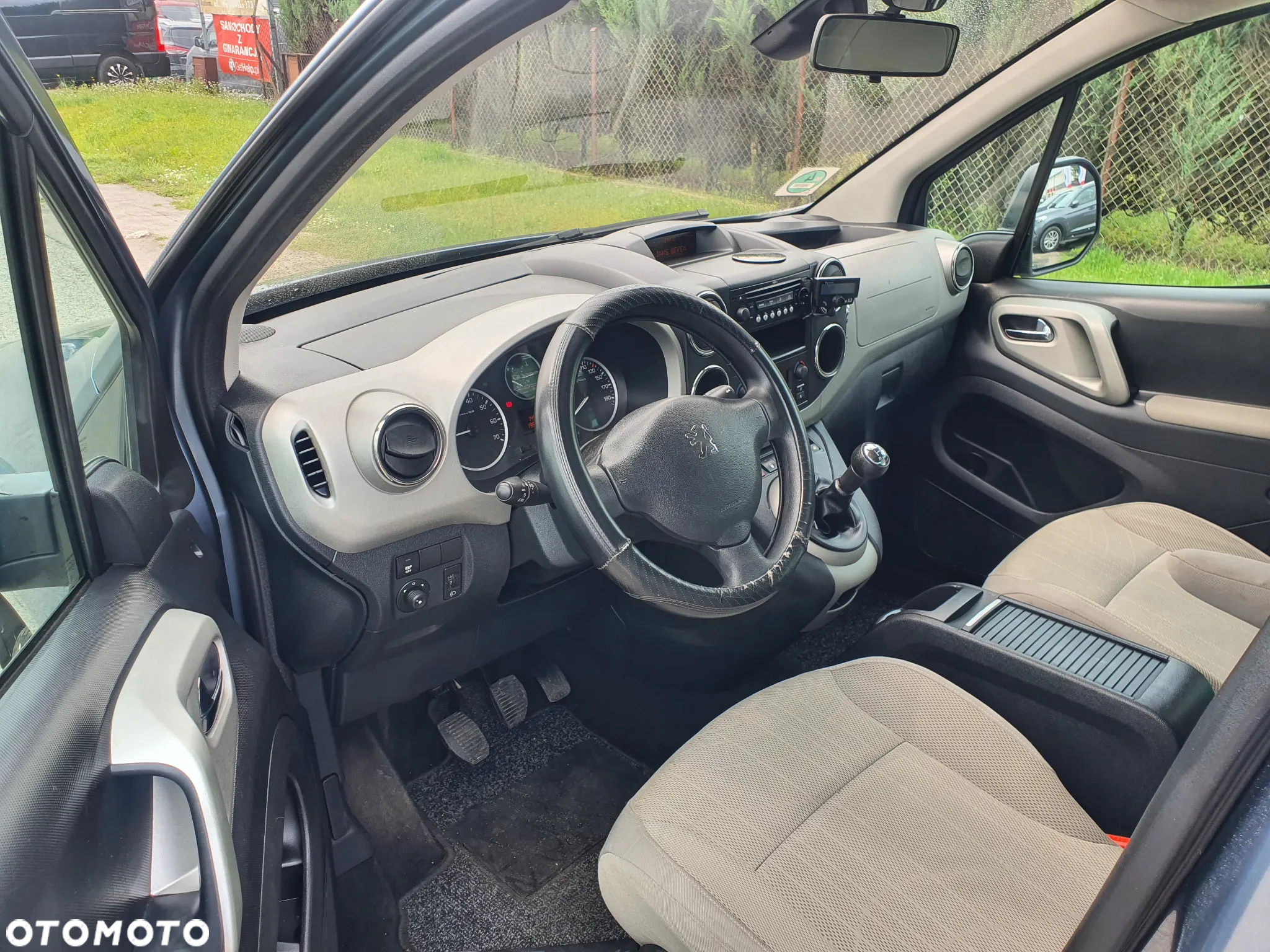 Peugeot Partner Tepee HDi FAP 110 Escapade - 9