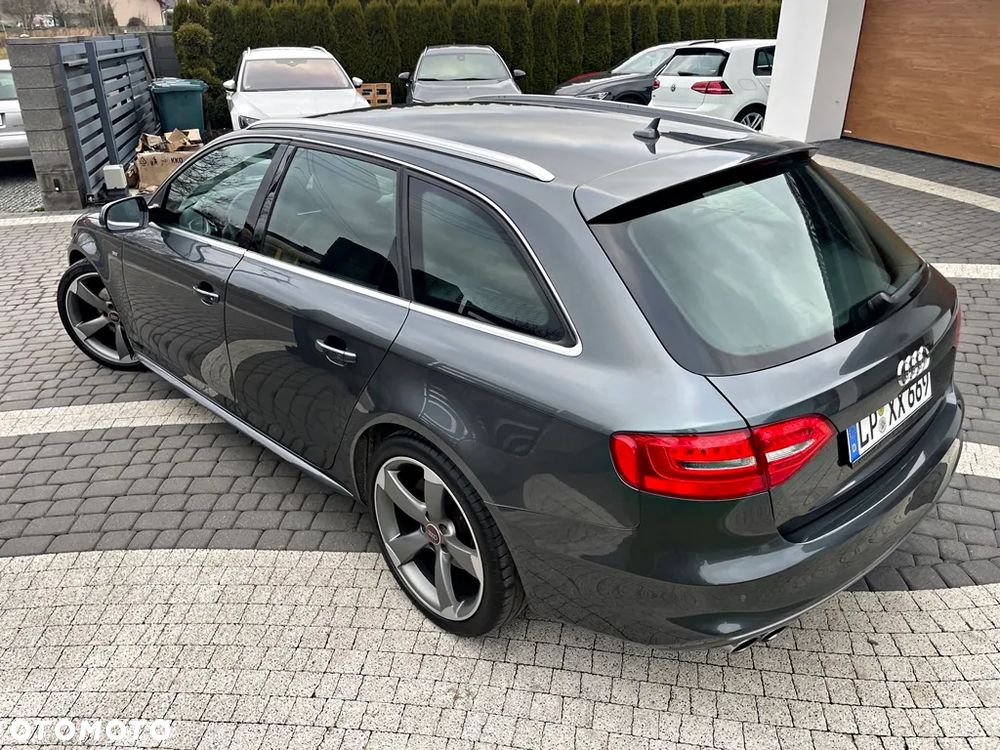 Audi A4 Avant 2.0 TDI DPF clean diesel multitronic S line Sportpaket - 16