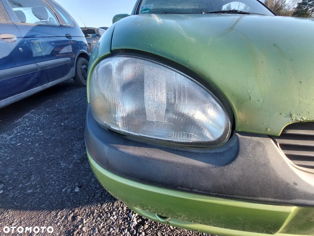 OPEL CORSA B LAMPA LEWY PRAWY PRZÓD PRZEDNIA LEWA PRAWA 52/9 - 2