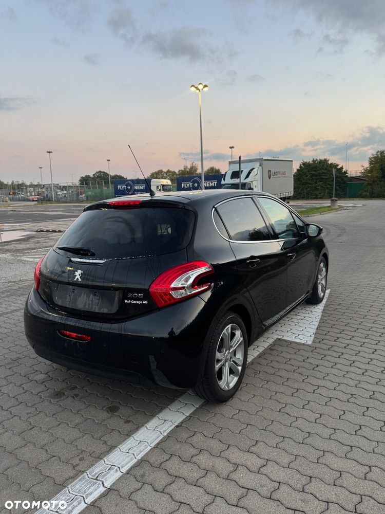 Peugeot 208 1.6 VTi Allure - 3