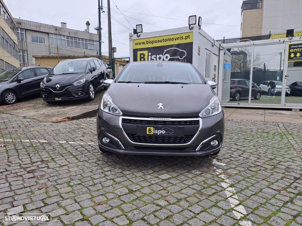 Peugeot 208 1.2 PureTech Signature - 2