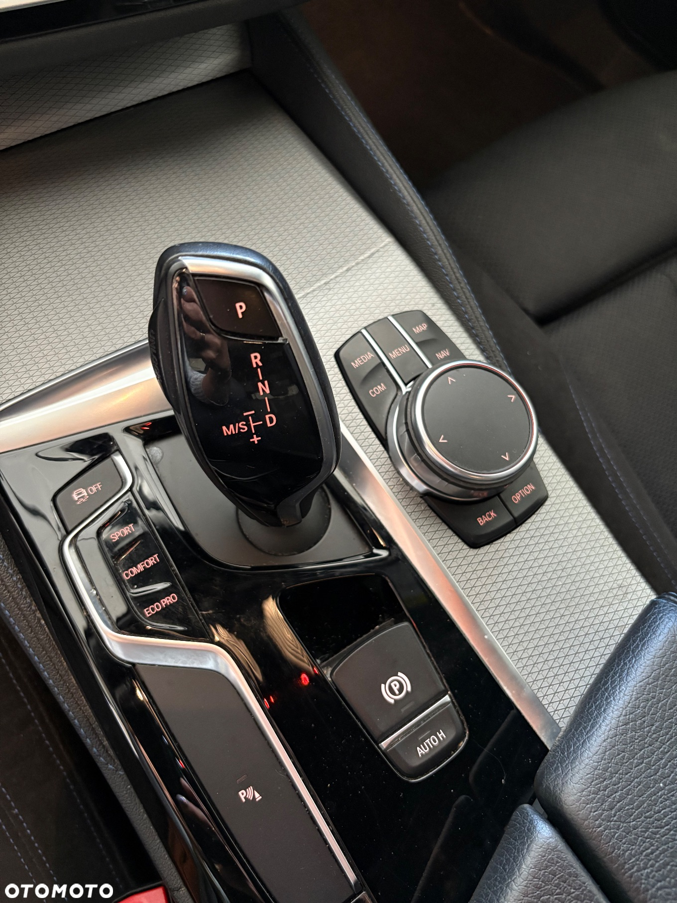 BMW Seria 5 520d xDrive M Sport sport - 15