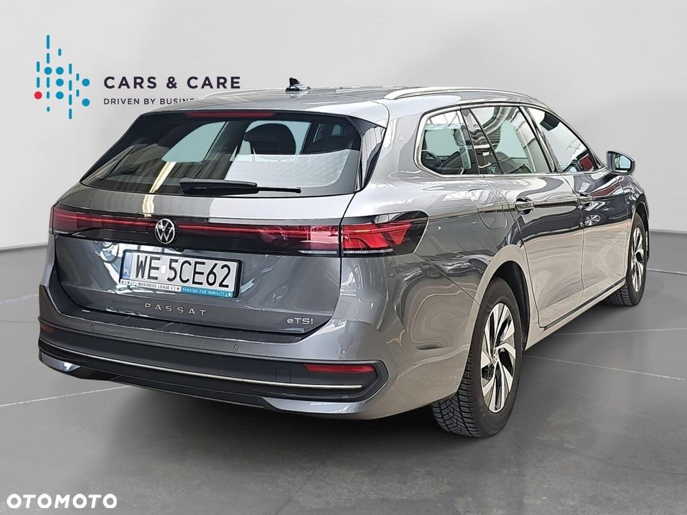 Volkswagen Passat - 22