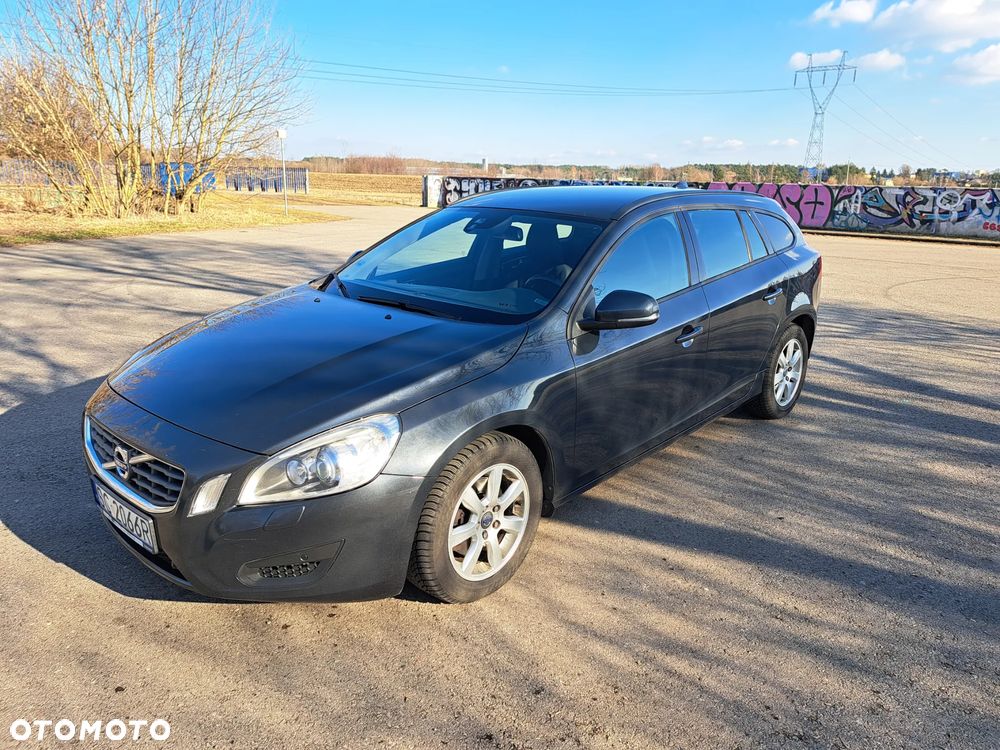 Volvo V60 D3 Kinetic - 1