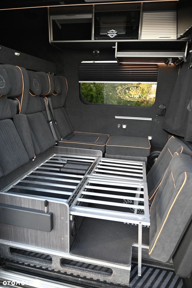 Mercedes-Benz Sprinter - 18