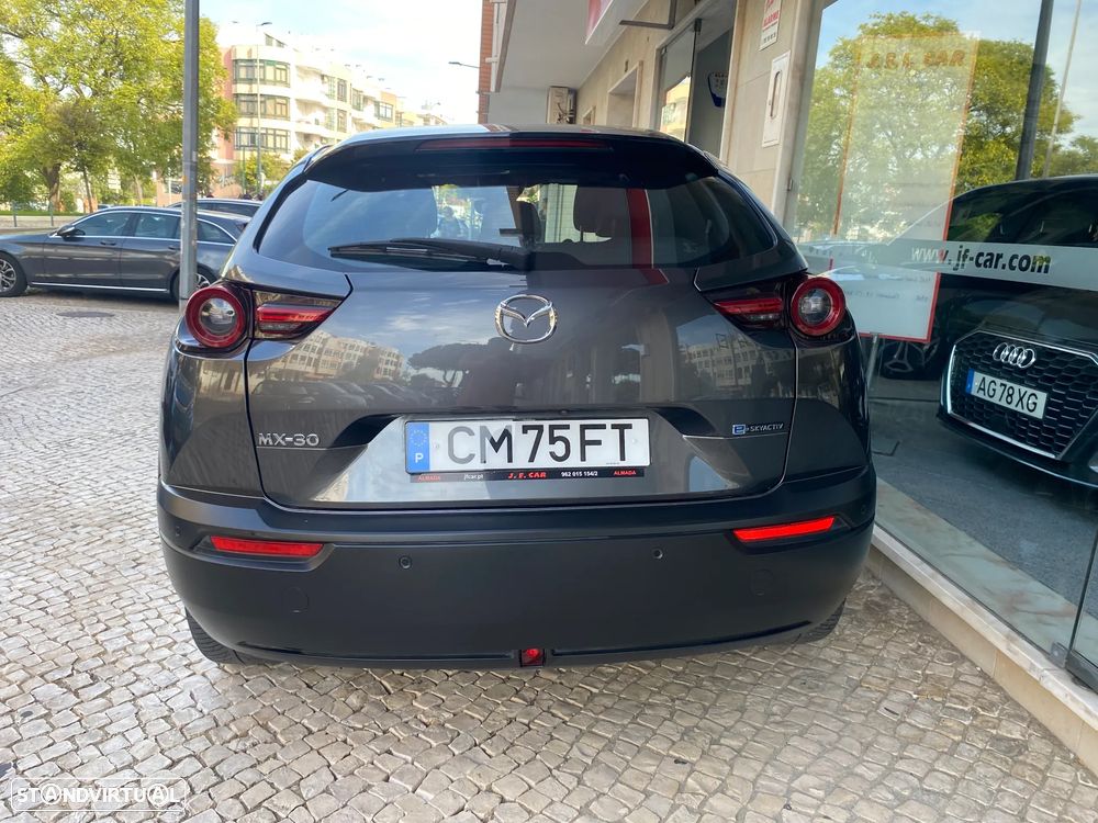 Mazda MX-30 e-SKYACTIV - 10