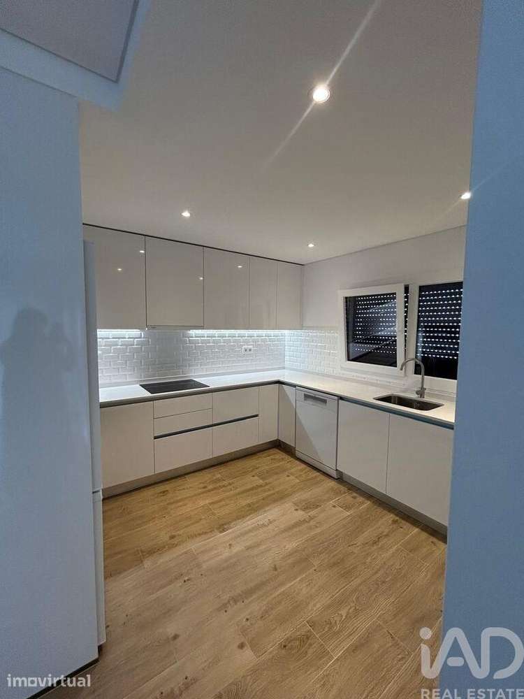 Apartamento T1 em Pinhal Novo de 66,6 m2 - Grande imagem: 4/11