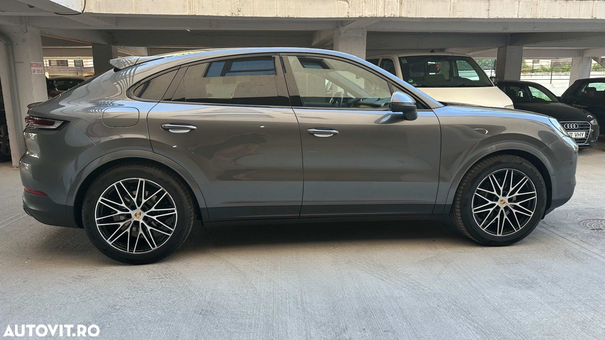 Porsche Cayenne Coupe - 7