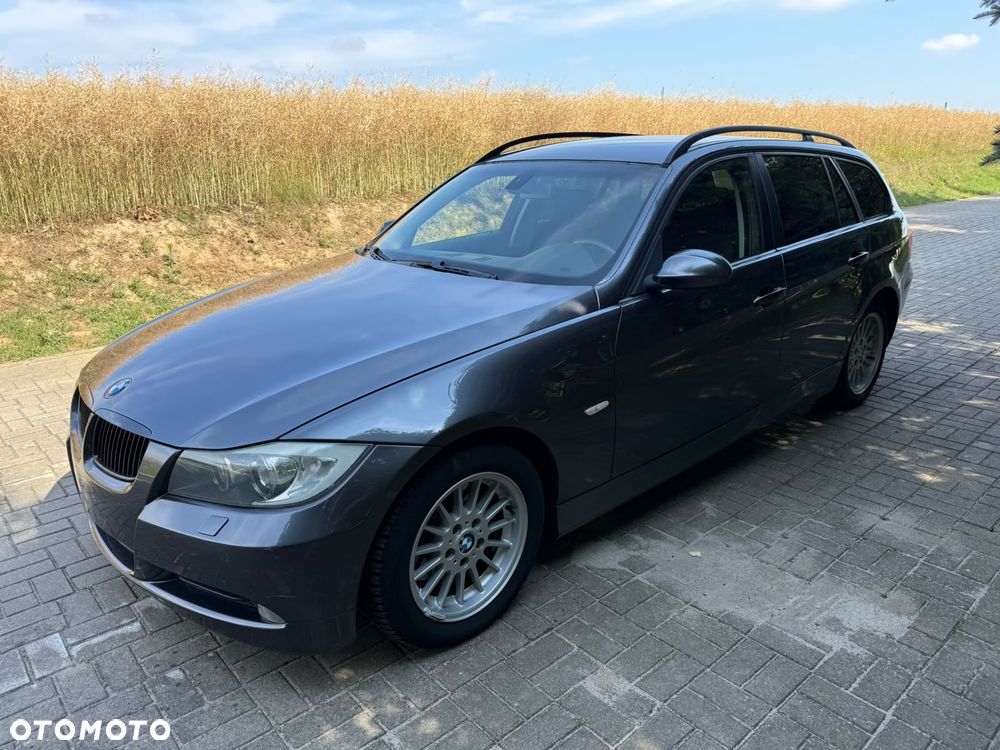 BMW Seria 3 320i - 2