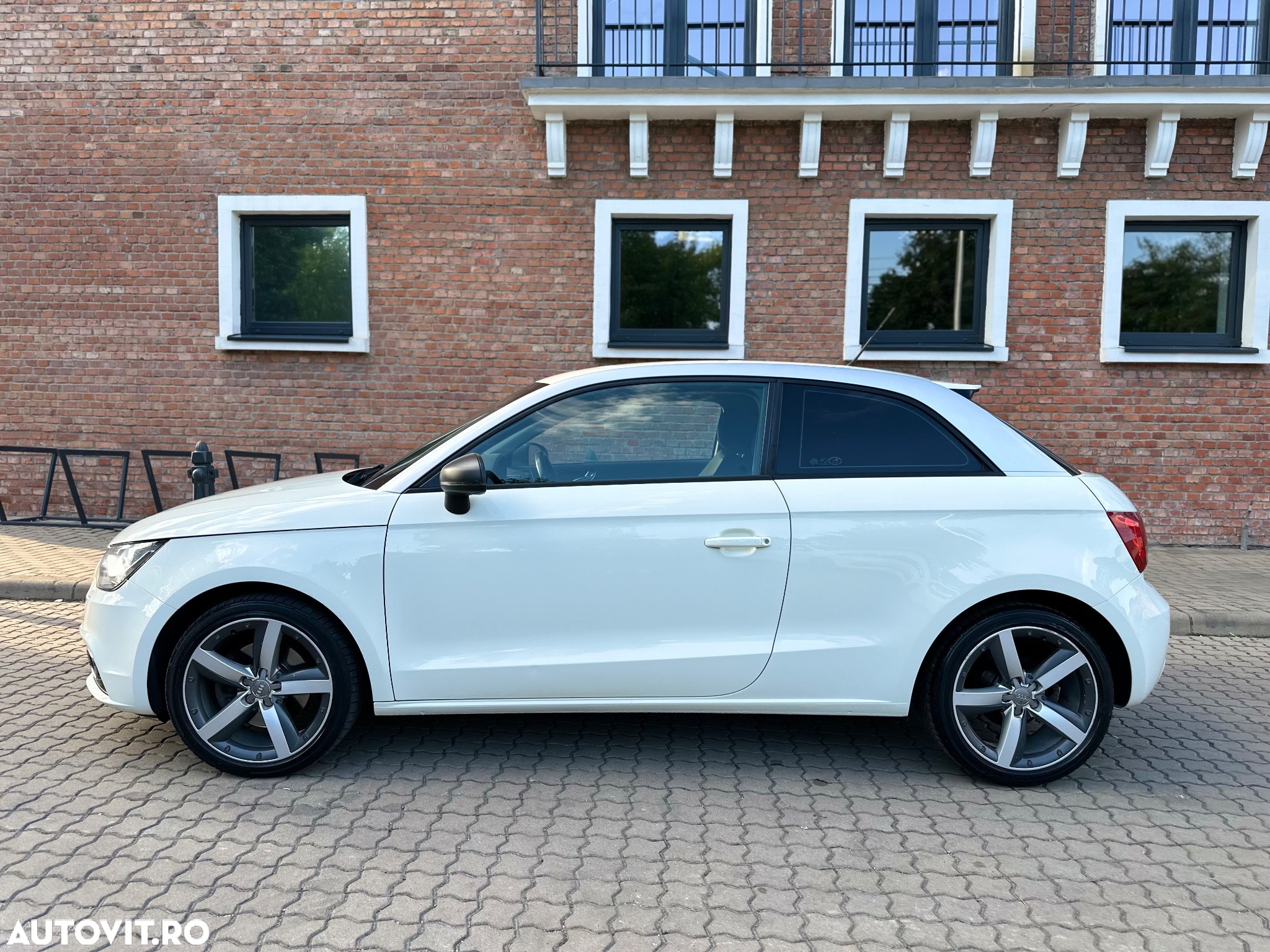 Audi A1 2.0 TDI Ambition - 10