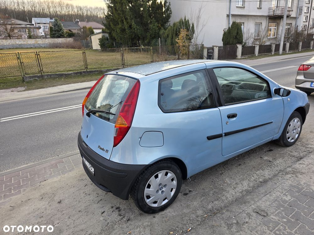Fiat Punto - 4