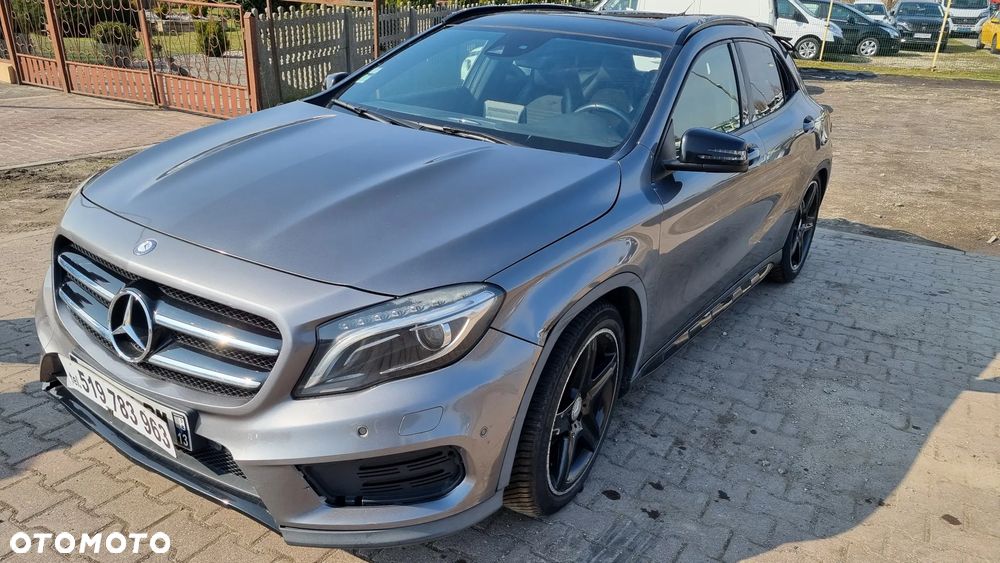 Mercedes-Benz GLA 200 (CDI) d 7G-DCT AMG Line - 23